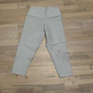 BBB croco skin white crop